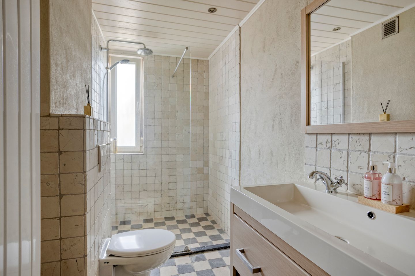 Foto 20 van Kamperfoelie 37