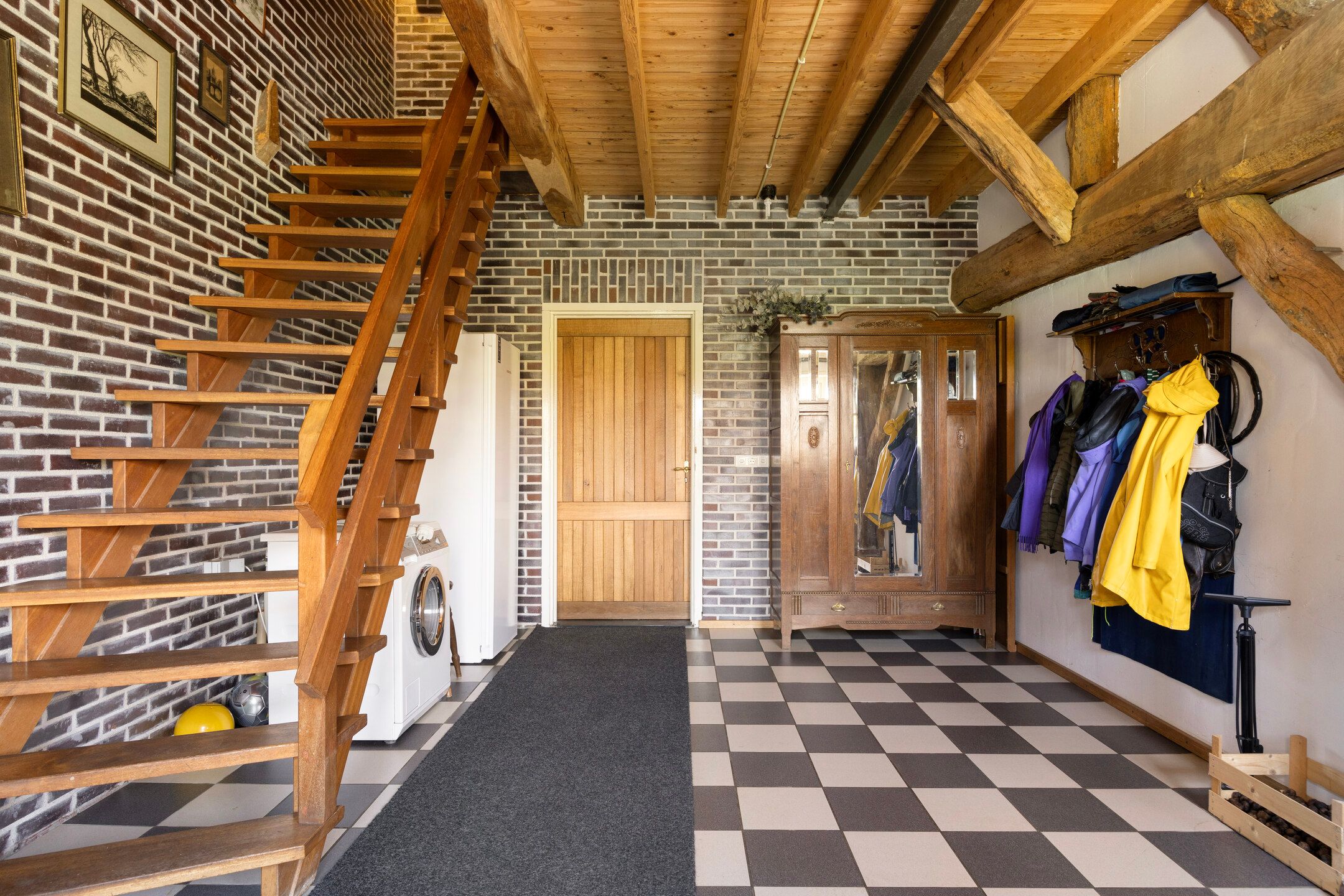 Foto 48 van Eikenheuvelweg 16