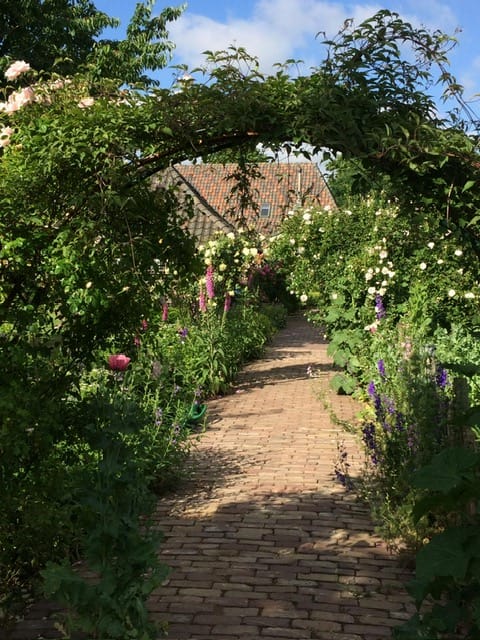 Foto 63 van Eikenheuvelweg 16