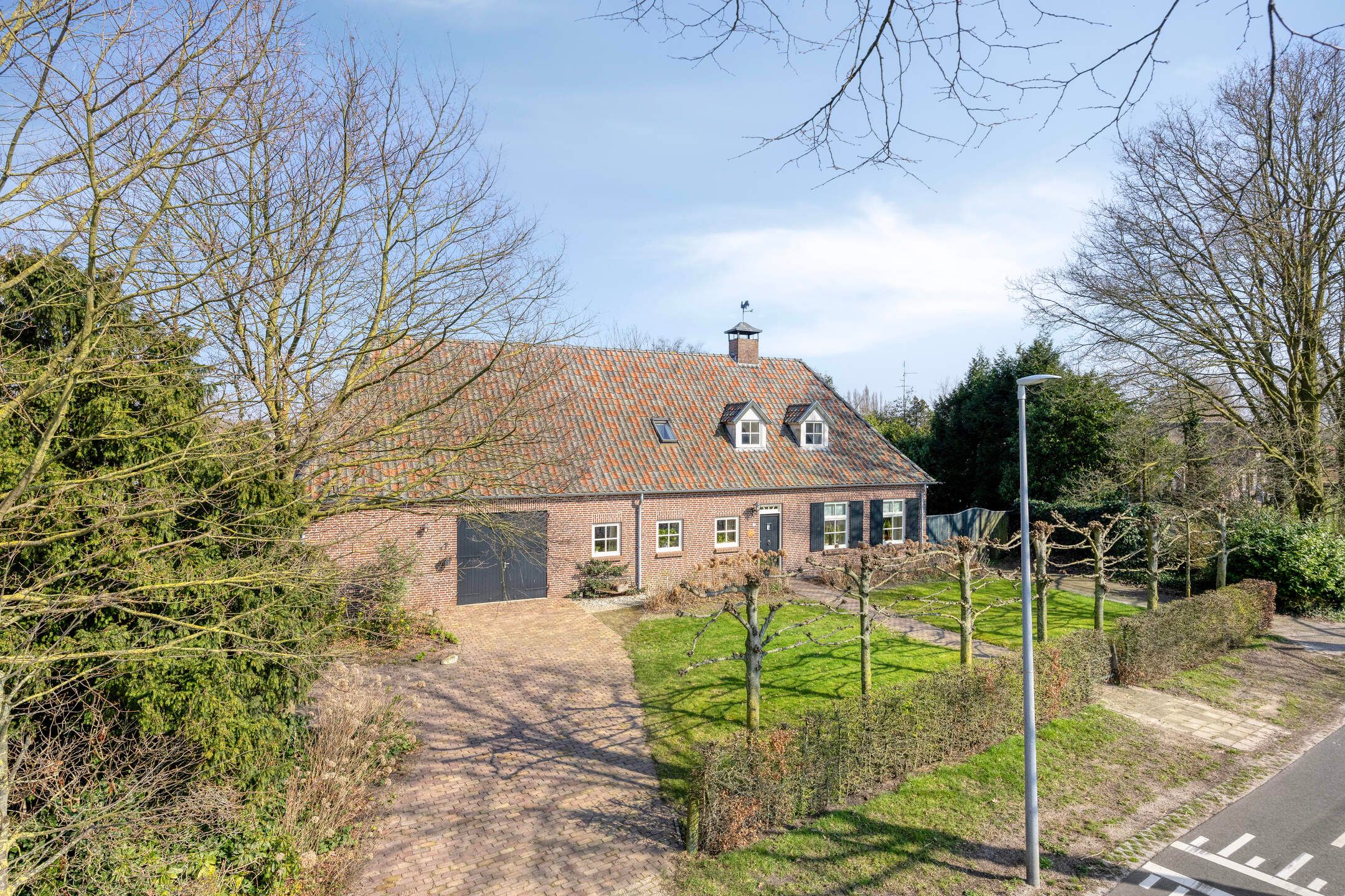 Foto 81 van Eikenheuvelweg 16