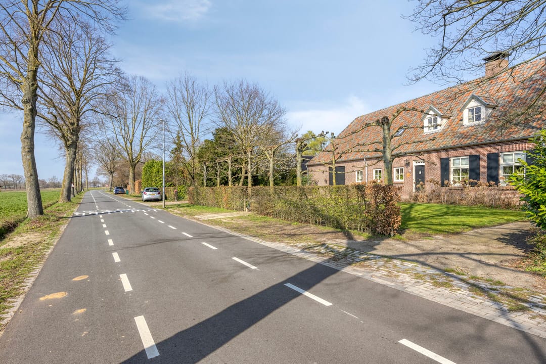 Foto 83 van Eikenheuvelweg 16