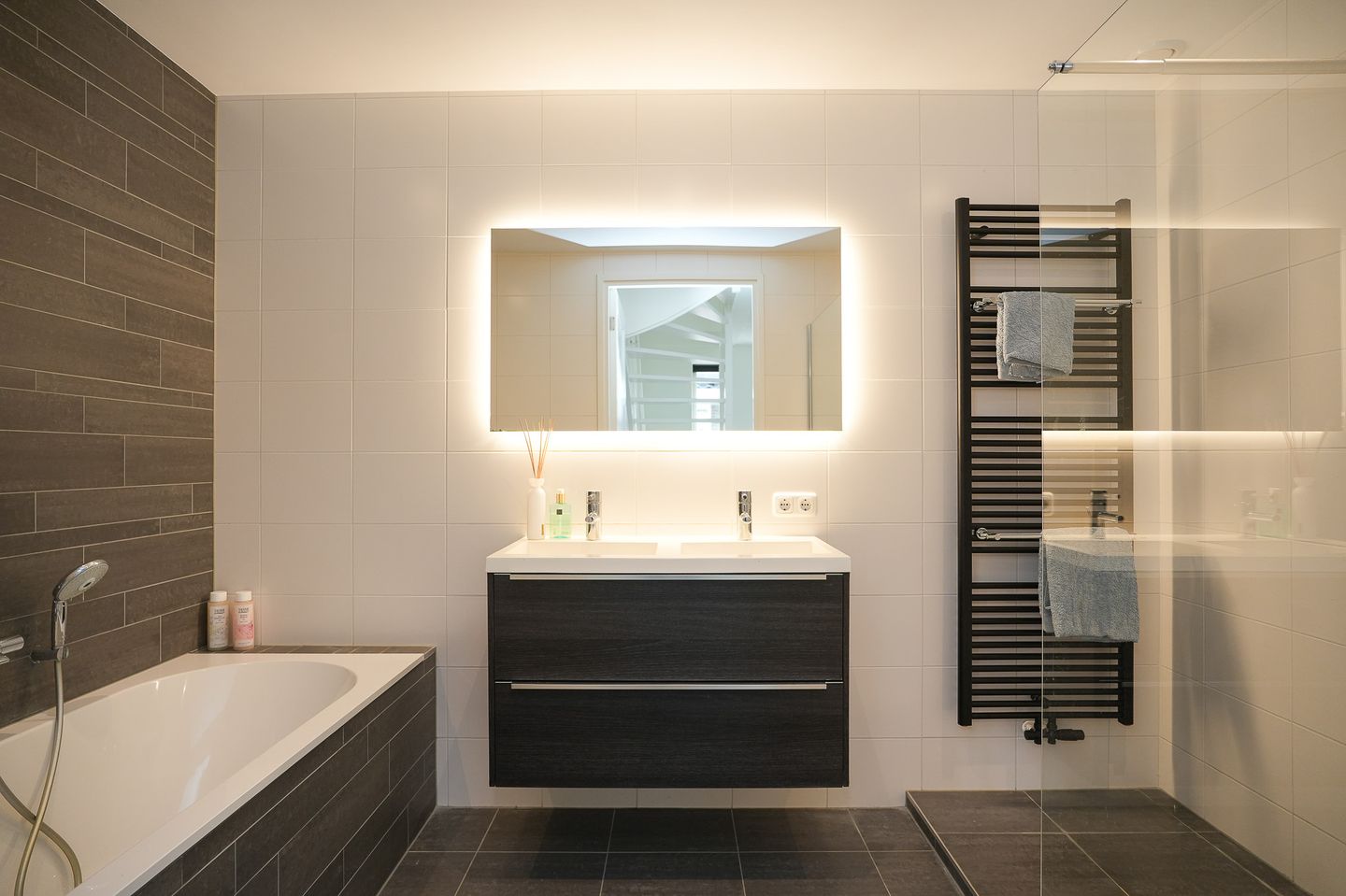 Foto 29 van Etudestraat 25