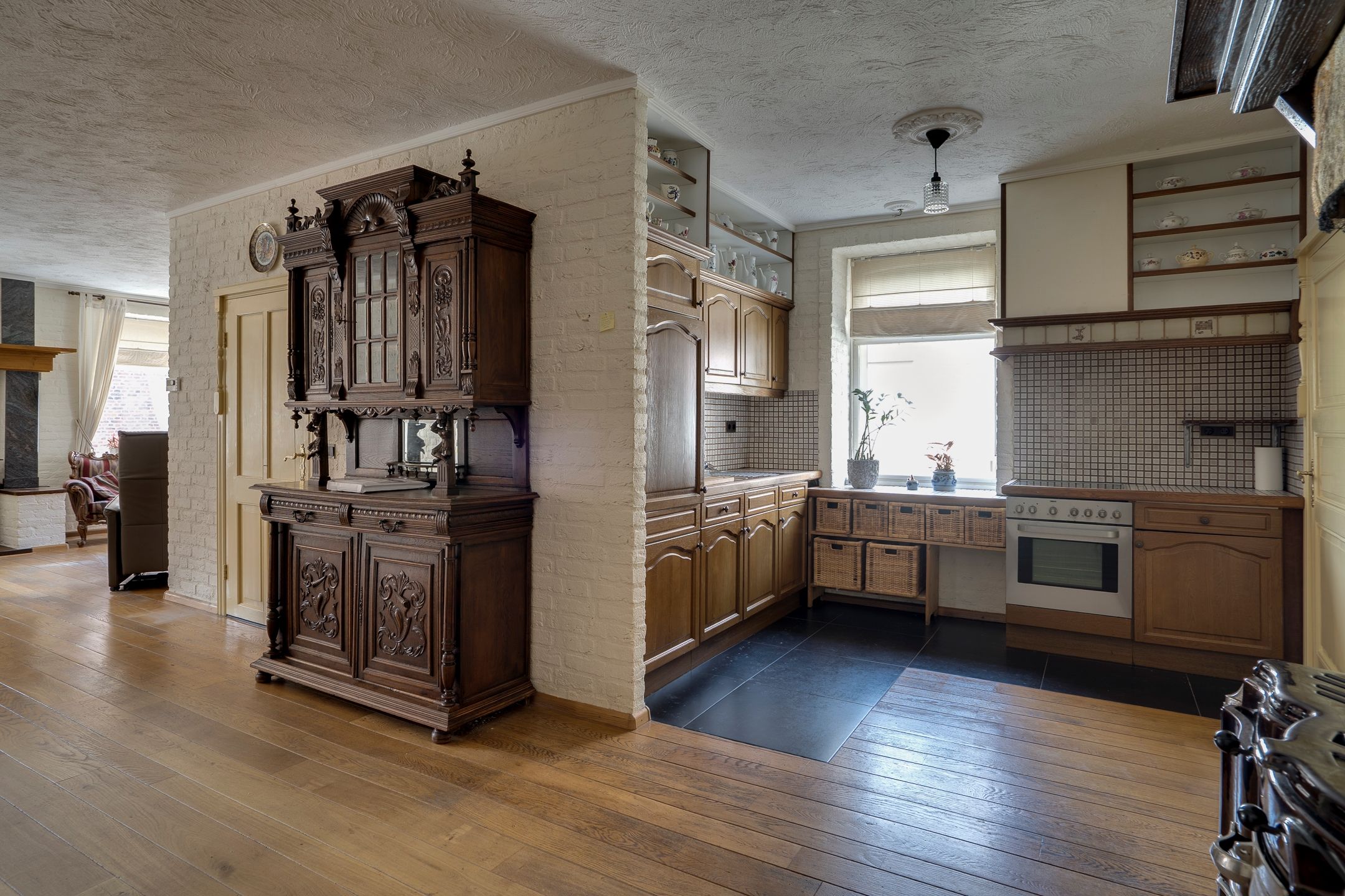 Spacious and Charming Detached Home in Rural Setting — 14