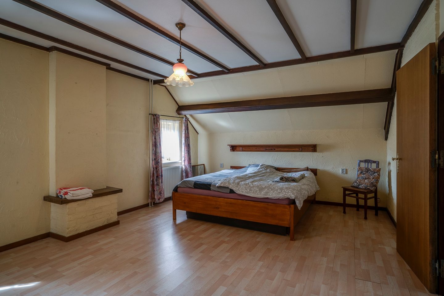 Spacious and Charming Detached Home in Rural Setting — 38