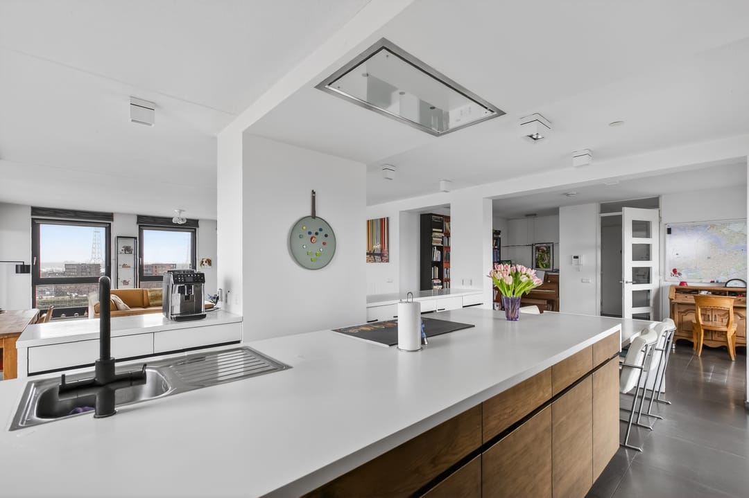 Foto 23 van Cas Oorthuyskade 274