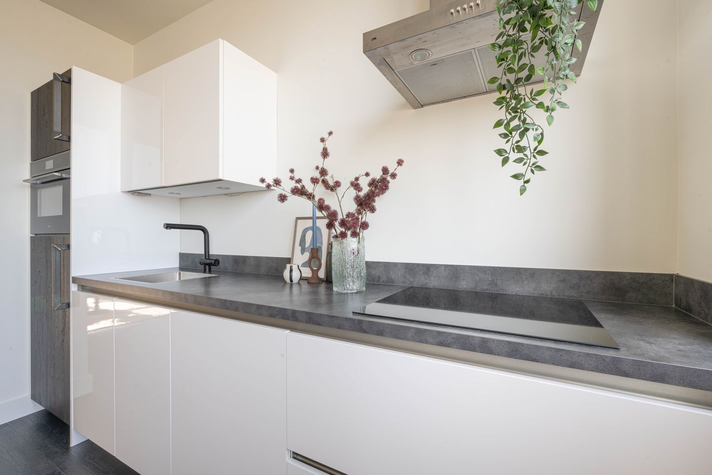 Photo 14 of Willebrordusstraat 135-B03