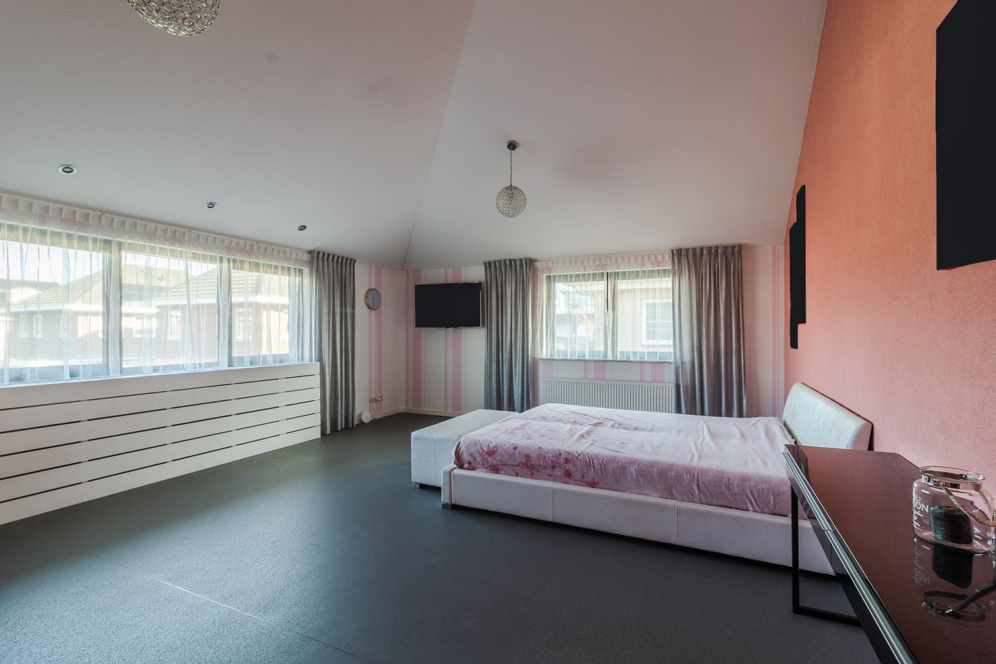 Foto 25 van Kerkmeesterstraat 4