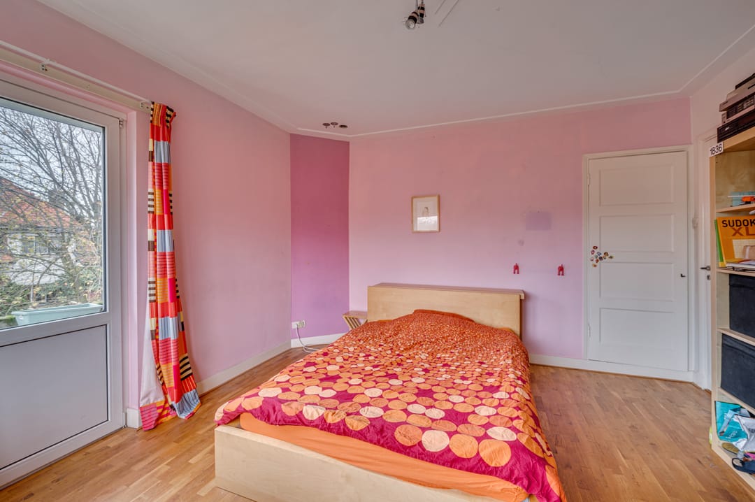 Photo 26 of Burgemeester van Liebergenstraat 12