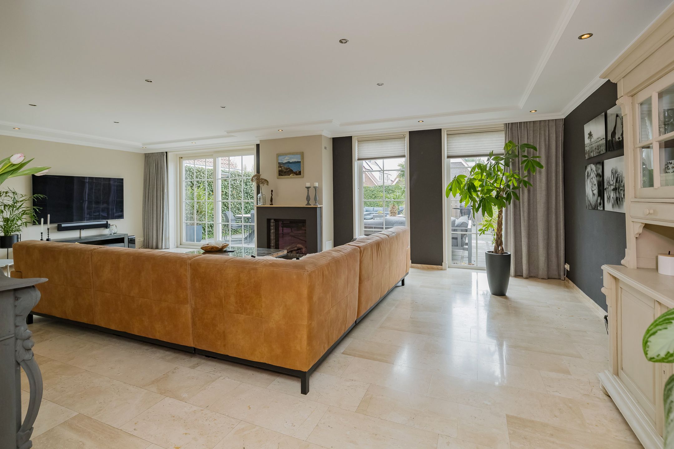 Spacious Detached Villa with Six Bedrooms and Luxury Amenities in Getsewoud Noord — 16