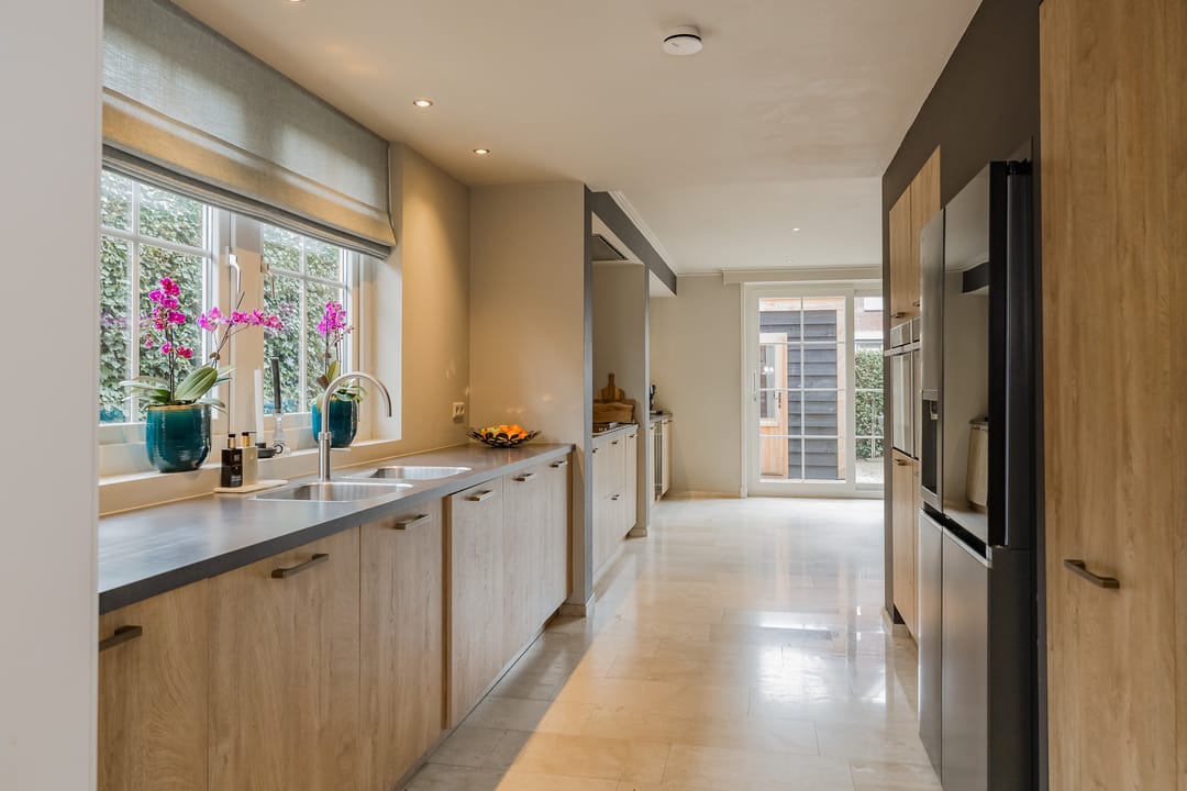 Spacious Detached Villa with Six Bedrooms and Luxury Amenities in Getsewoud Noord — 21