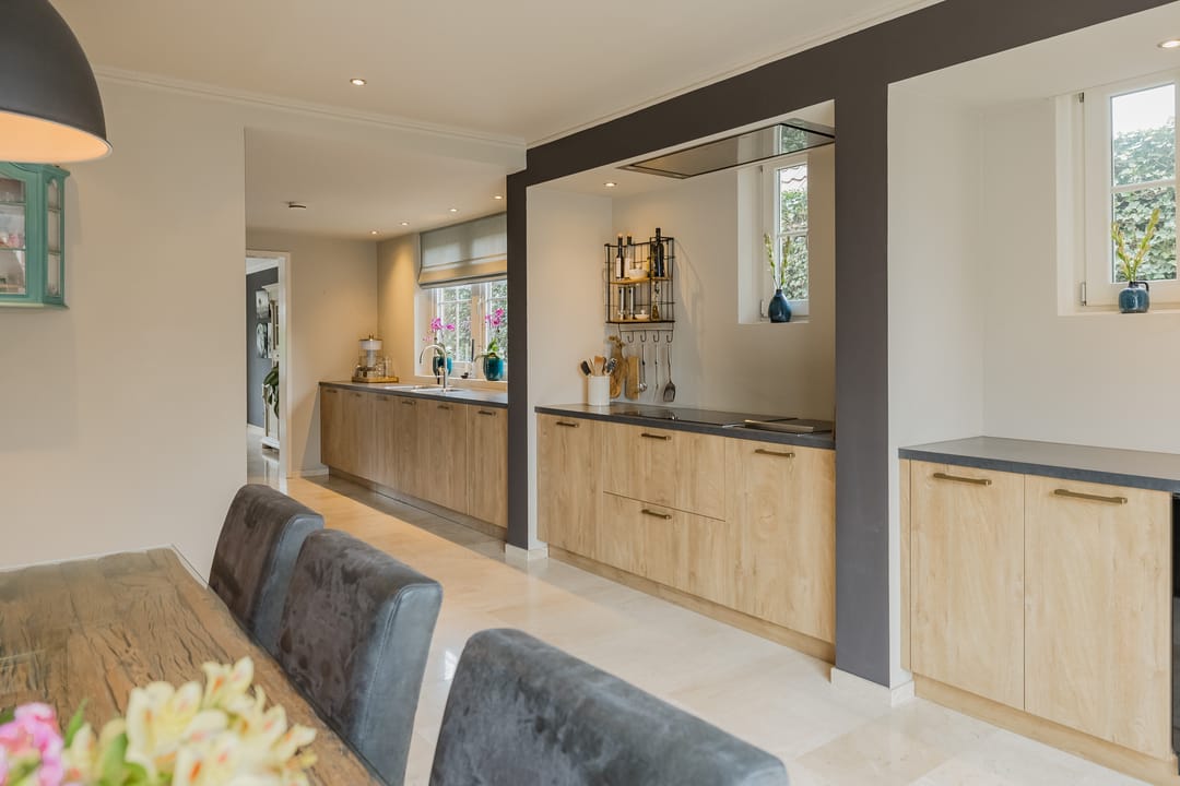Spacious Detached Villa with Six Bedrooms and Luxury Amenities in Getsewoud Noord — 29