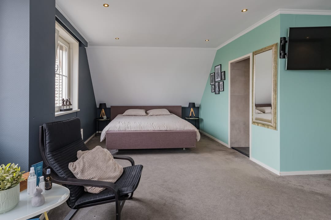 Spacious Detached Villa with Six Bedrooms and Luxury Amenities in Getsewoud Noord — 39