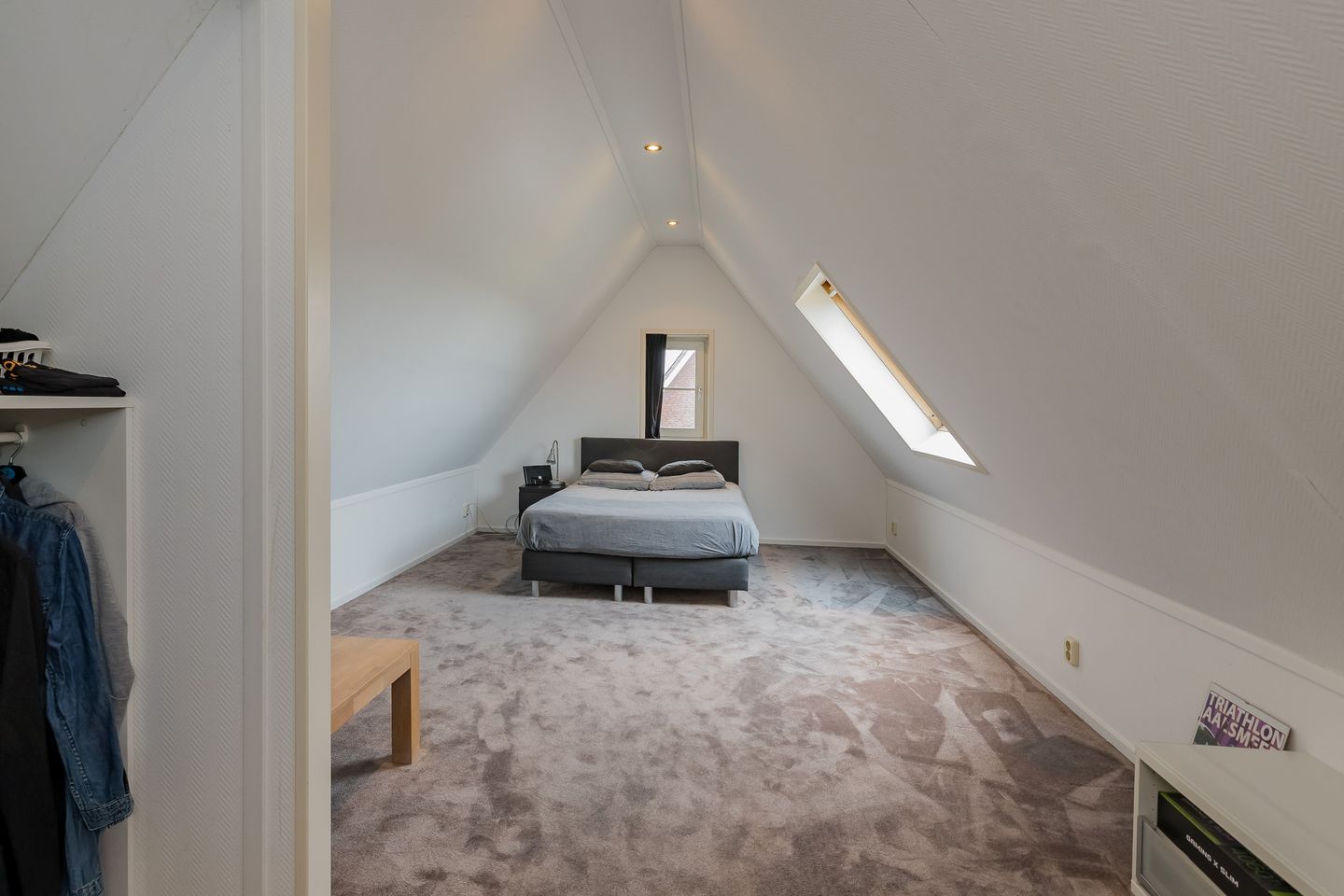 Spacious Detached Villa with Six Bedrooms and Luxury Amenities in Getsewoud Noord — 57