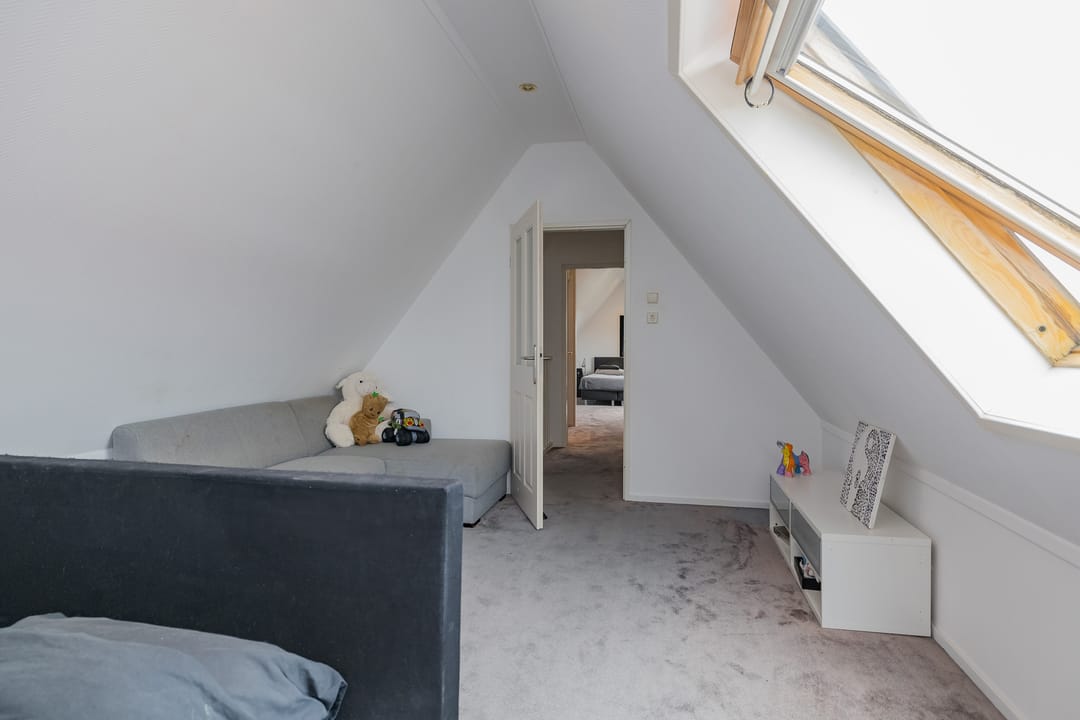 Spacious Detached Villa with Six Bedrooms and Luxury Amenities in Getsewoud Noord — 60