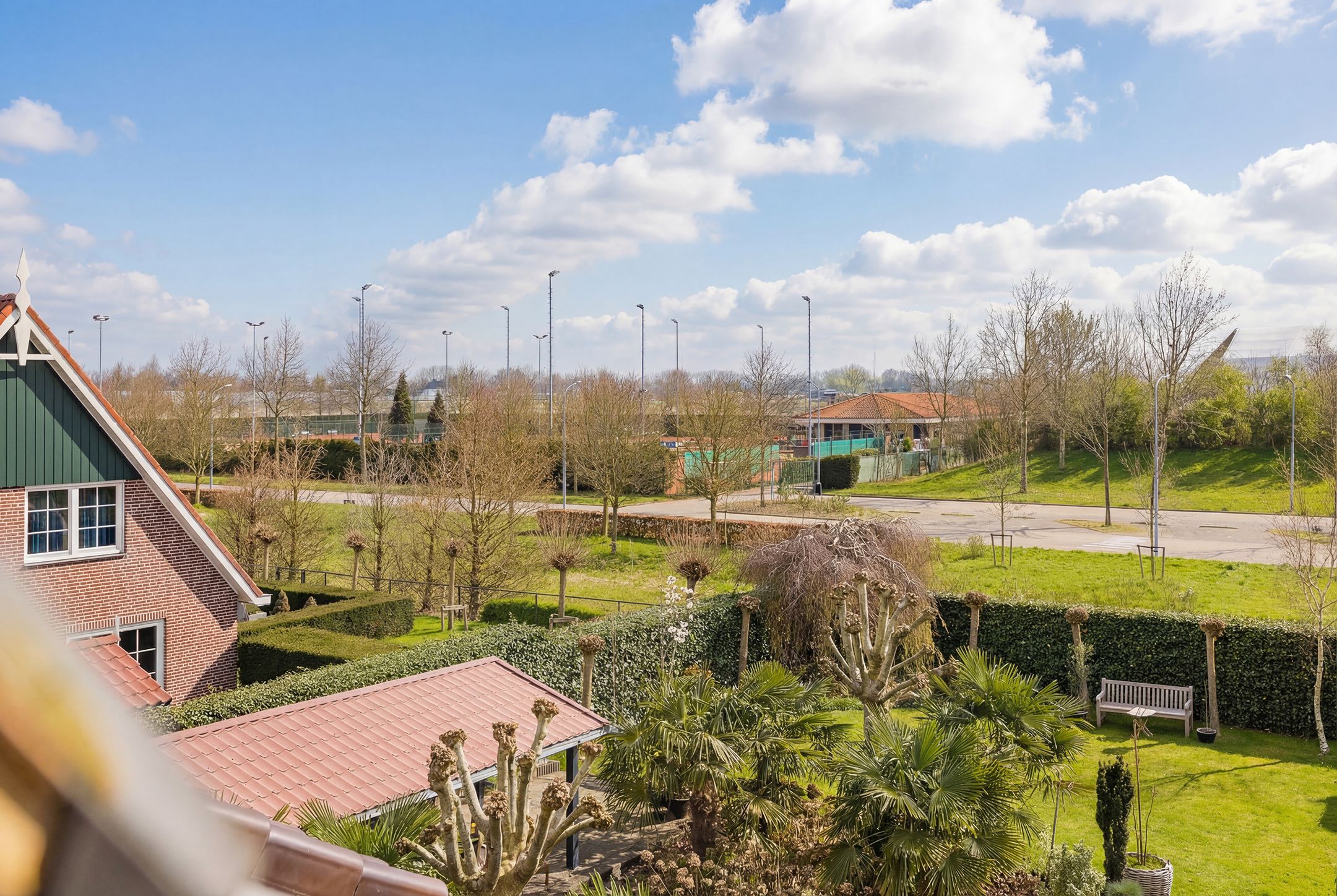 Spacious Detached Villa with Six Bedrooms and Luxury Amenities in Getsewoud Noord — 61