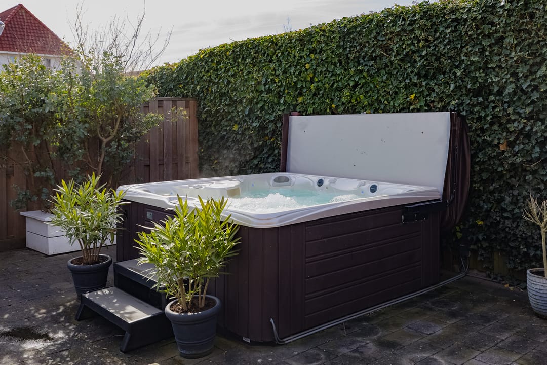 Spacious Detached Villa with Six Bedrooms and Luxury Amenities in Getsewoud Noord — 69