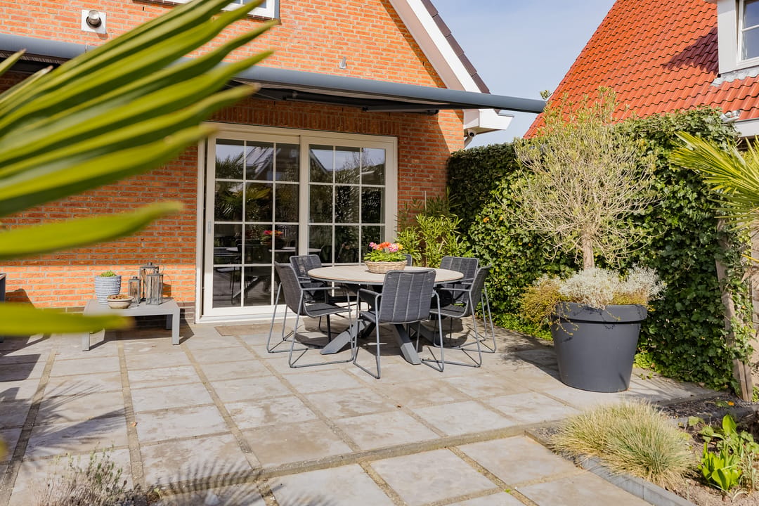 Spacious Detached Villa with Six Bedrooms and Luxury Amenities in Getsewoud Noord — 66