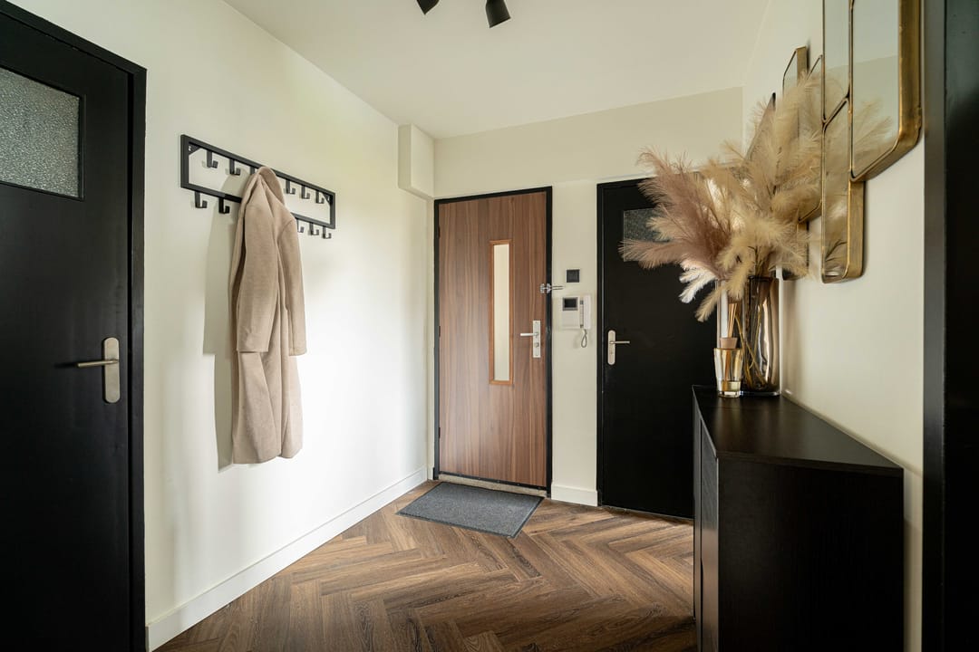 Renovated Apartment with Free View over Schoterbos in Haarlem — 16