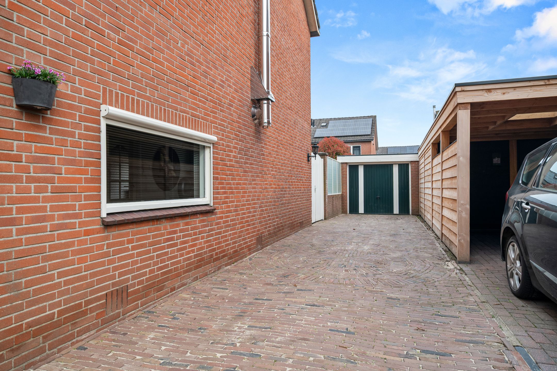 Photo 33 of Van Deinsestraat 3