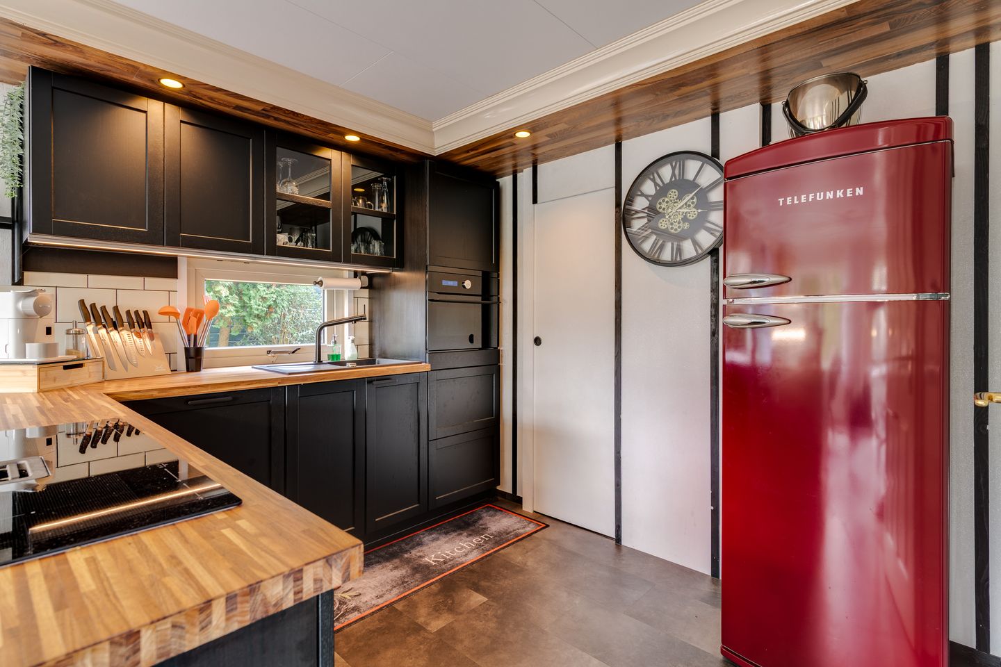 Photo 14 of Graaf Floris V weg 37-68