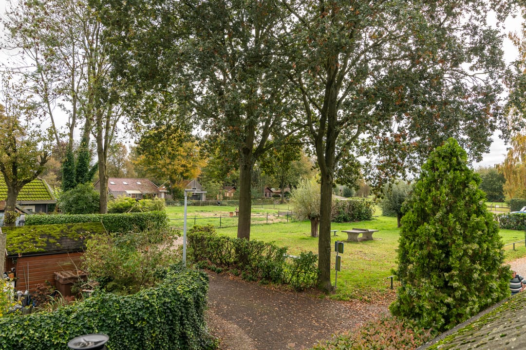 Photo 28 of Graaf Floris V weg 37-68