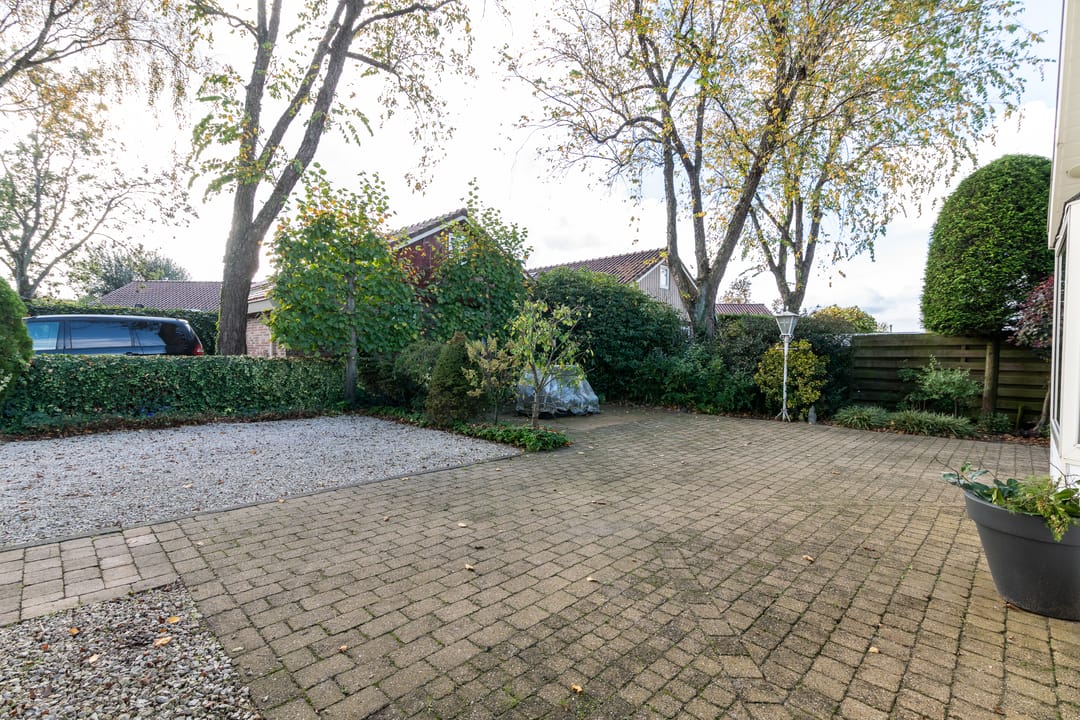 Photo 31 of Graaf Floris V weg 37-68