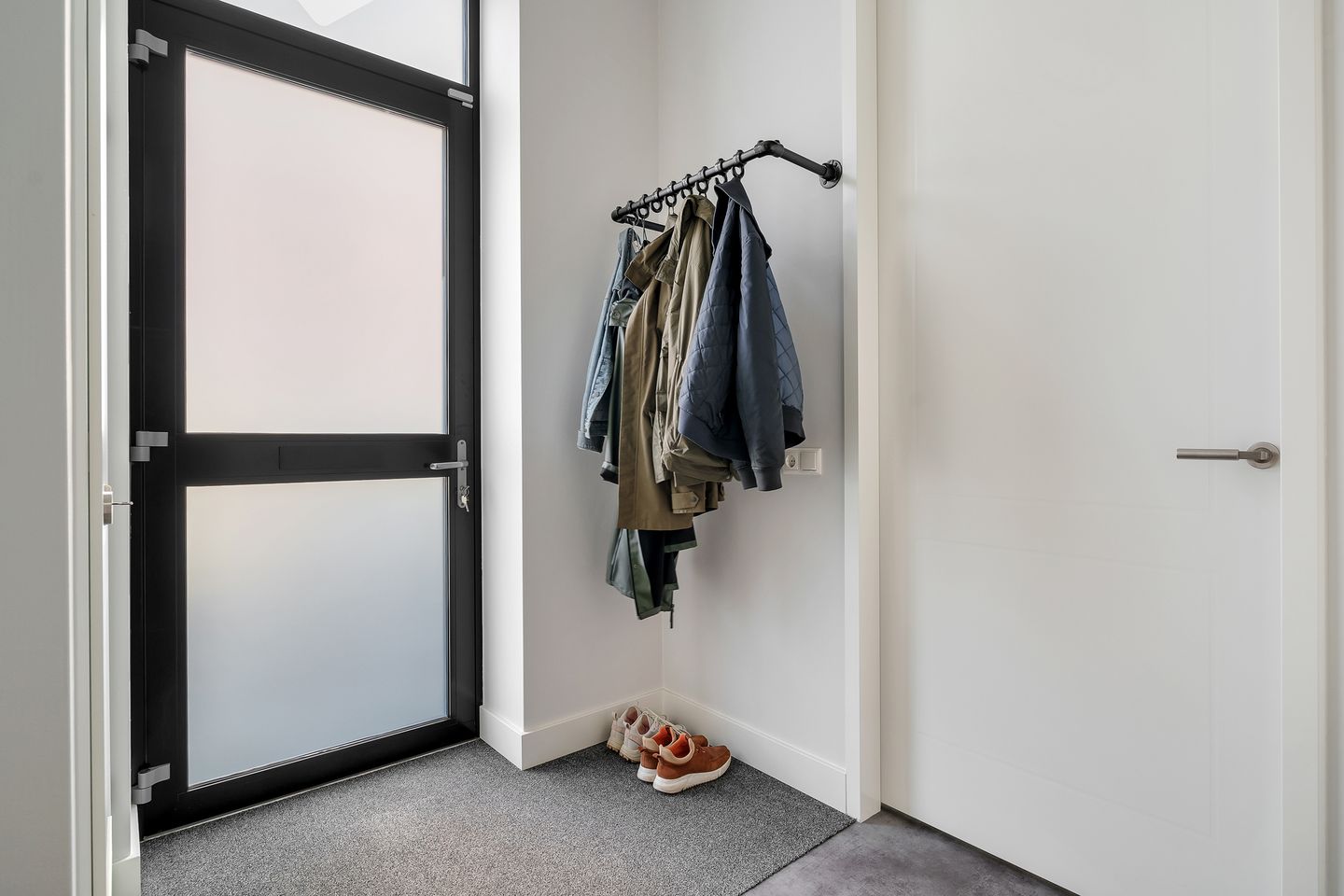 Exclusive City Villa Near the Water in Zwolle — 18
