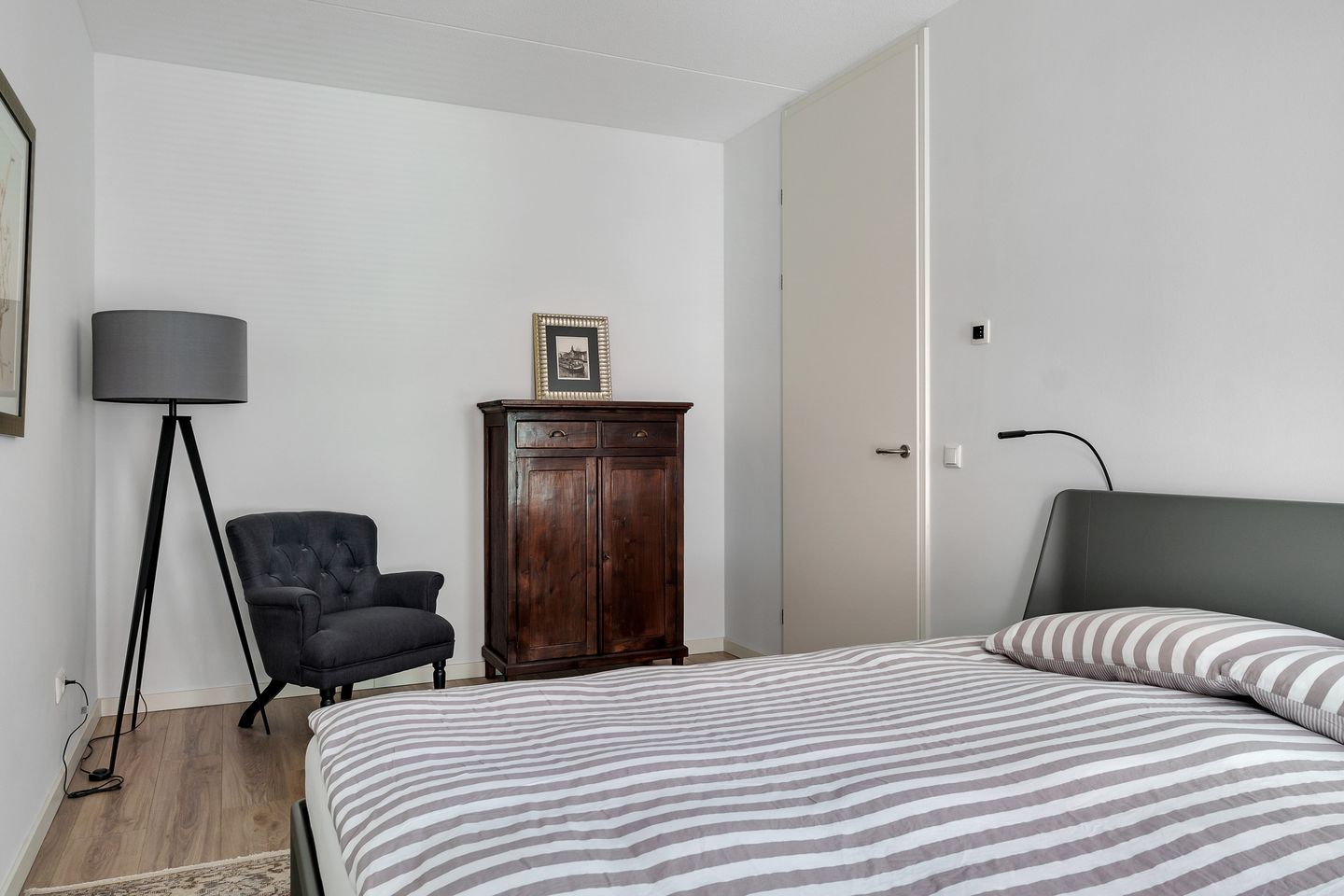 Exclusive City Villa Near the Water in Zwolle — 31