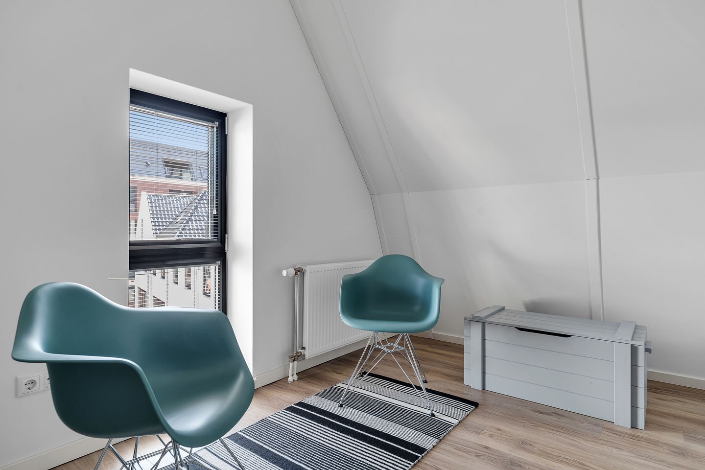 Exclusive City Villa Near the Water in Zwolle — 44