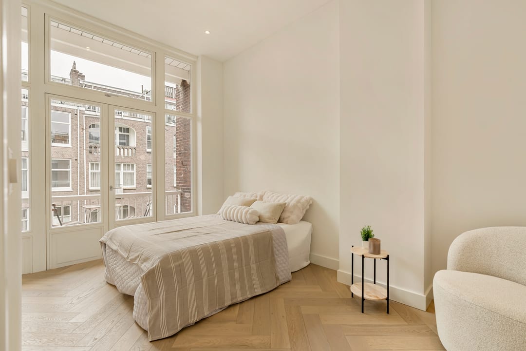 Luxury Turn-Key Apartment in Oud-Zuid Amsterdam — 16
