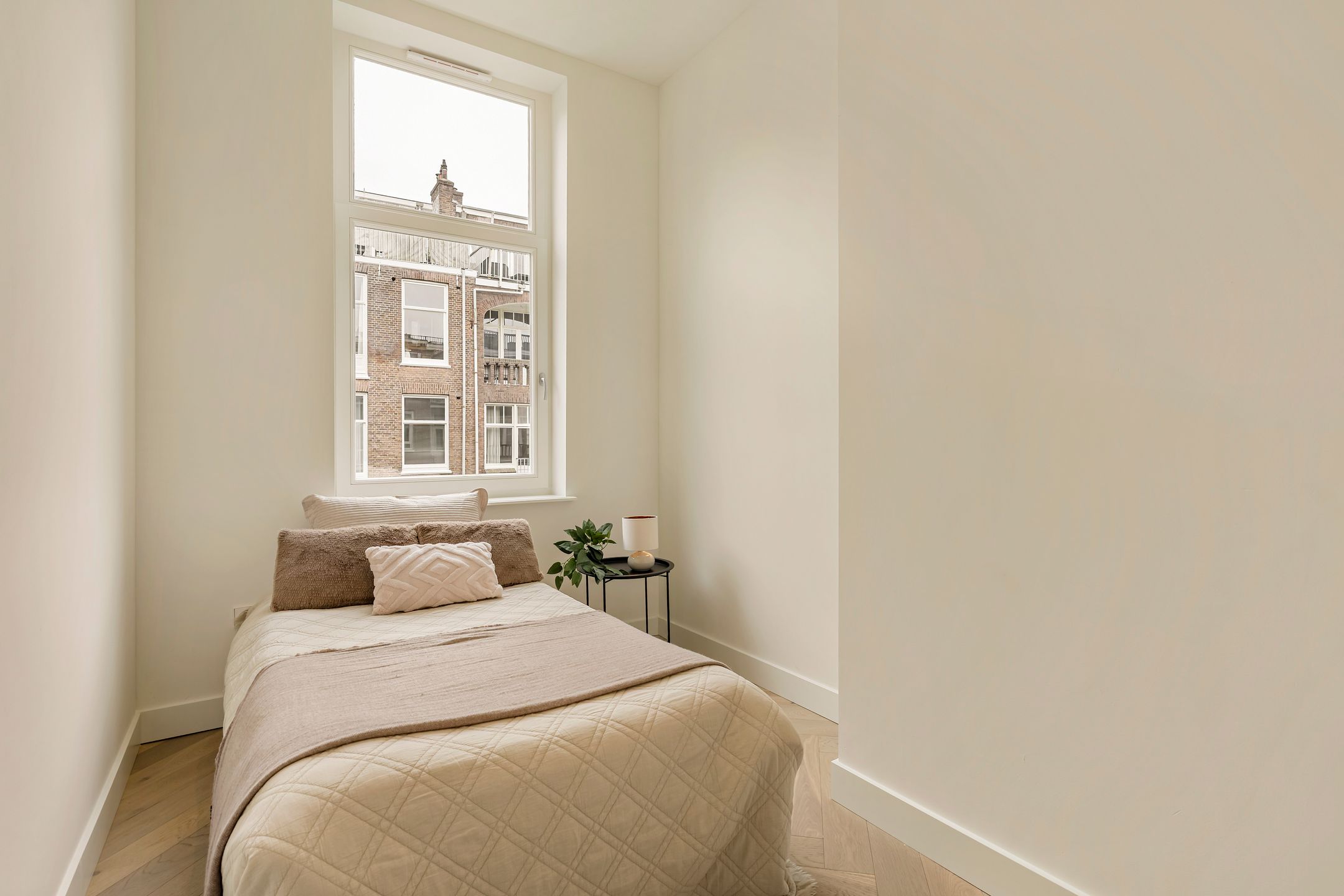 Luxury Turn-Key Apartment in Oud-Zuid Amsterdam — 21
