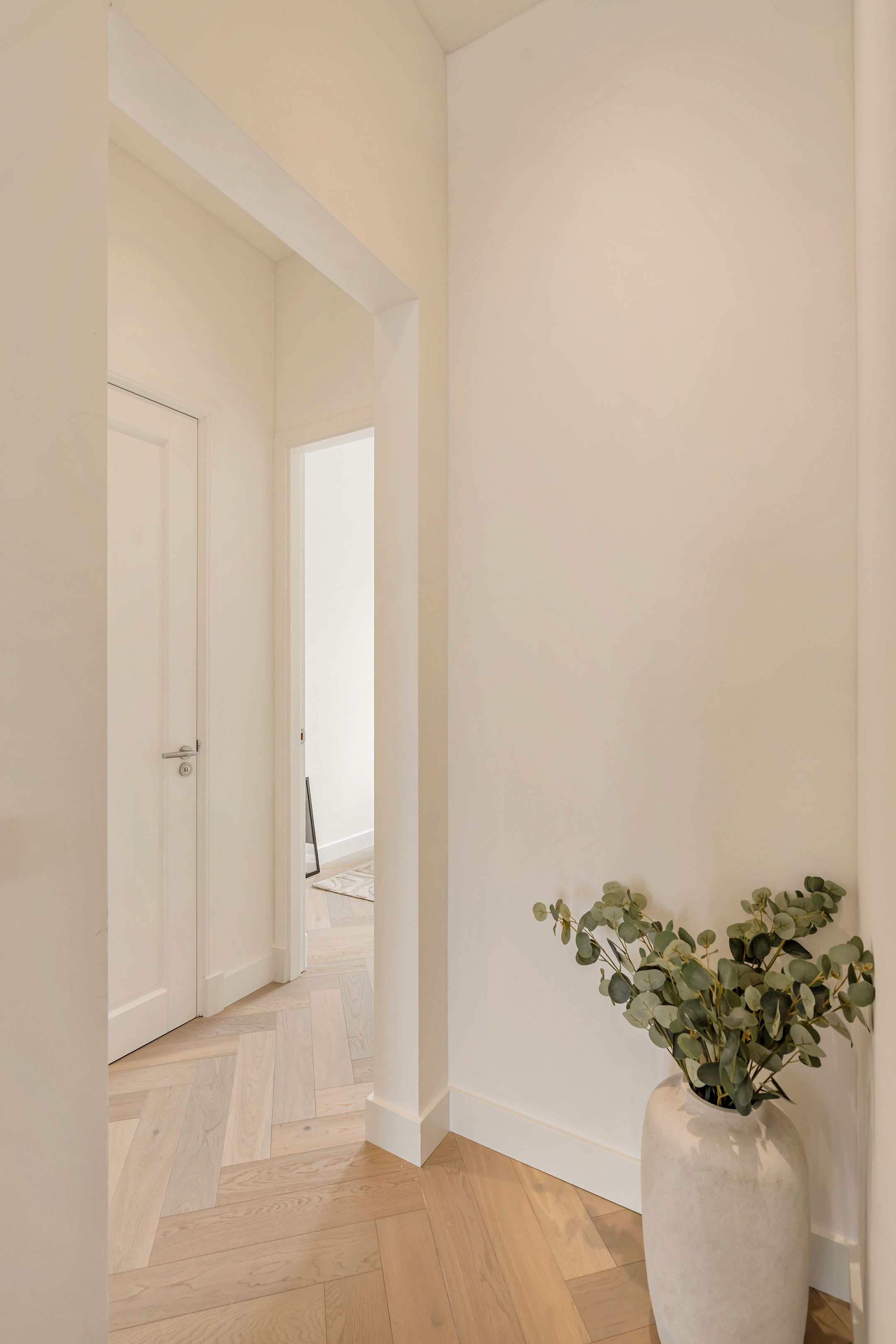 Luxury Turn-Key Apartment in Oud-Zuid Amsterdam — 15