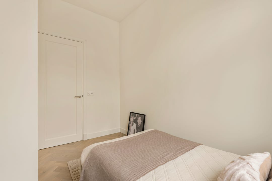 Luxury Turn-Key Apartment in Oud-Zuid Amsterdam — 22