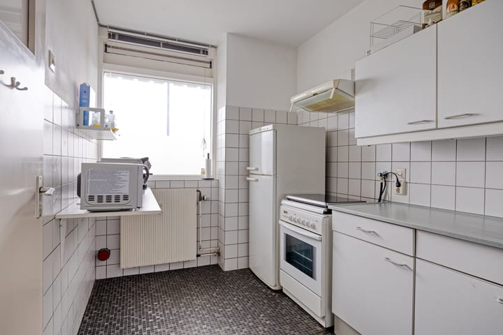 Photo 3 of Nederlandplein 83