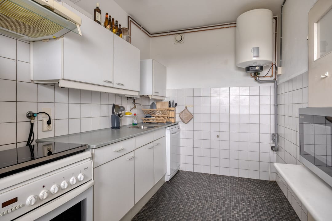 Spacious Three-Room Apartment with West-Facing Balcony in Woenselse Heide — 16
