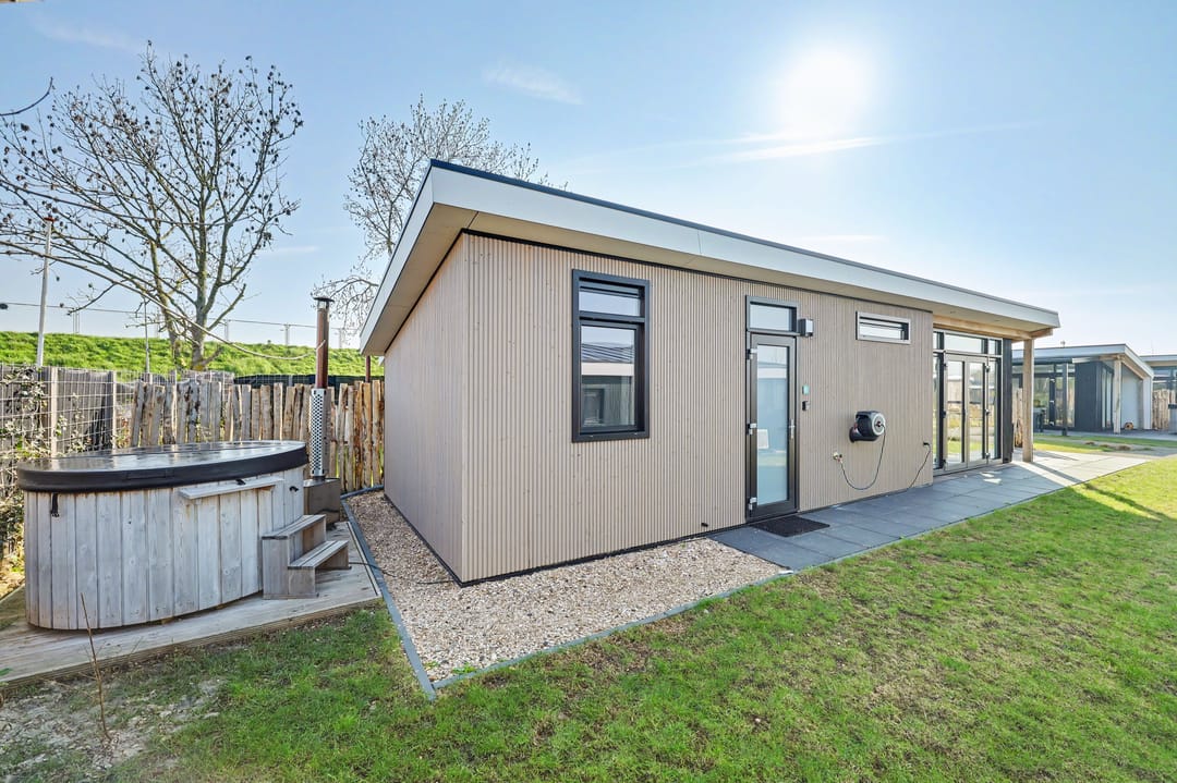 Foto 23 van Burenpolderweg 30-A8