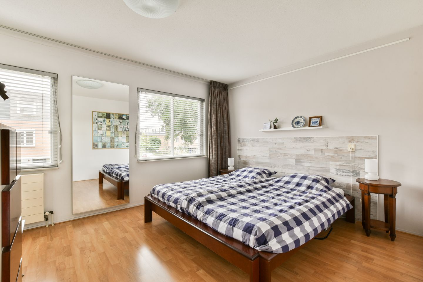 Spacious Corner Home with Garden and Rooftop Terrace in Prinsenland — 23