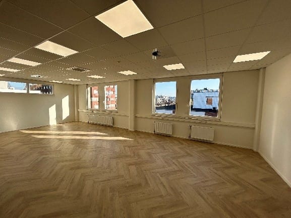 Bekijk foto 4 van Pompmolenlaan 13