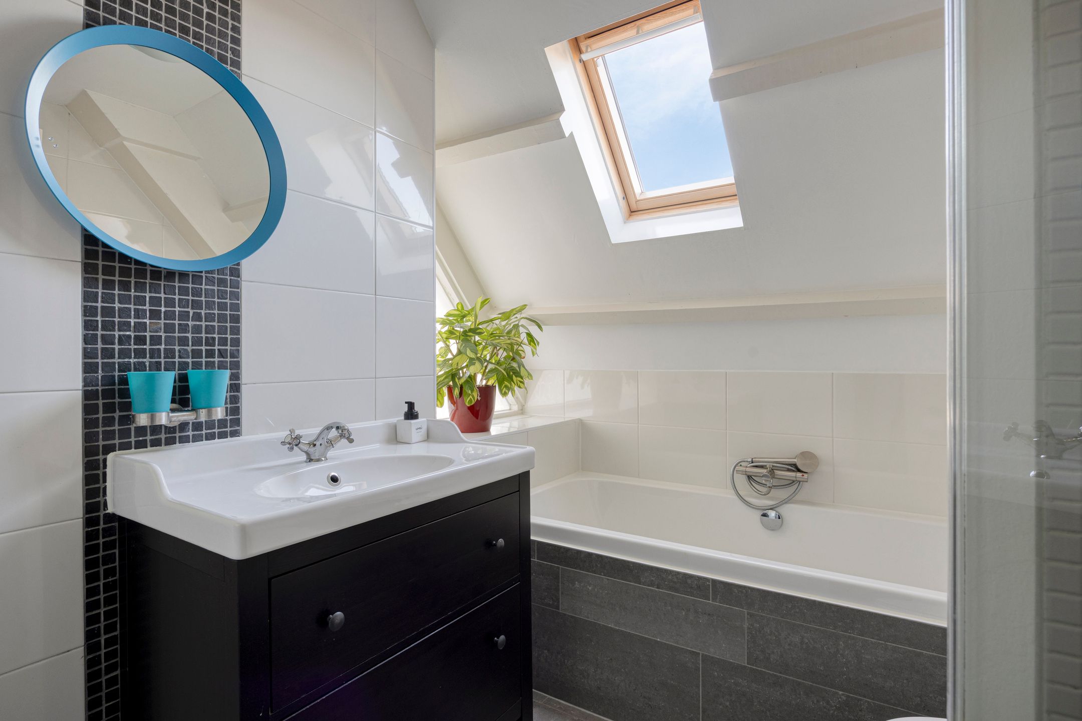 Foto 24 van Monnikevenne 11