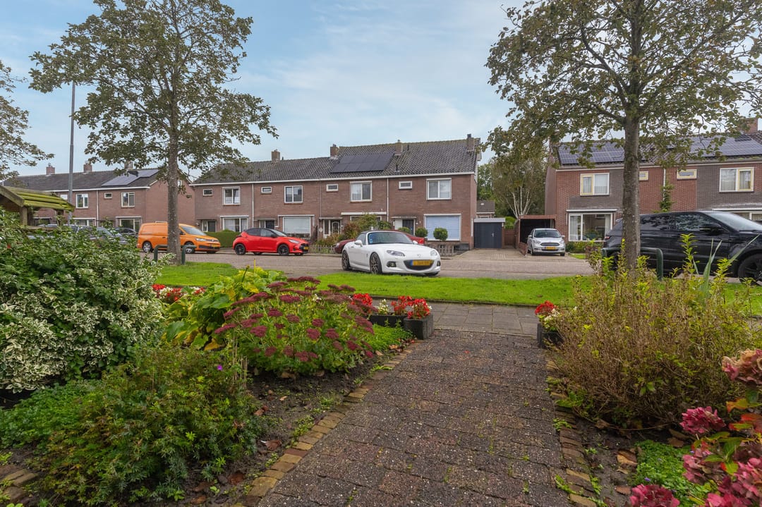 Photo 37 of Lijsterbeslaan 24