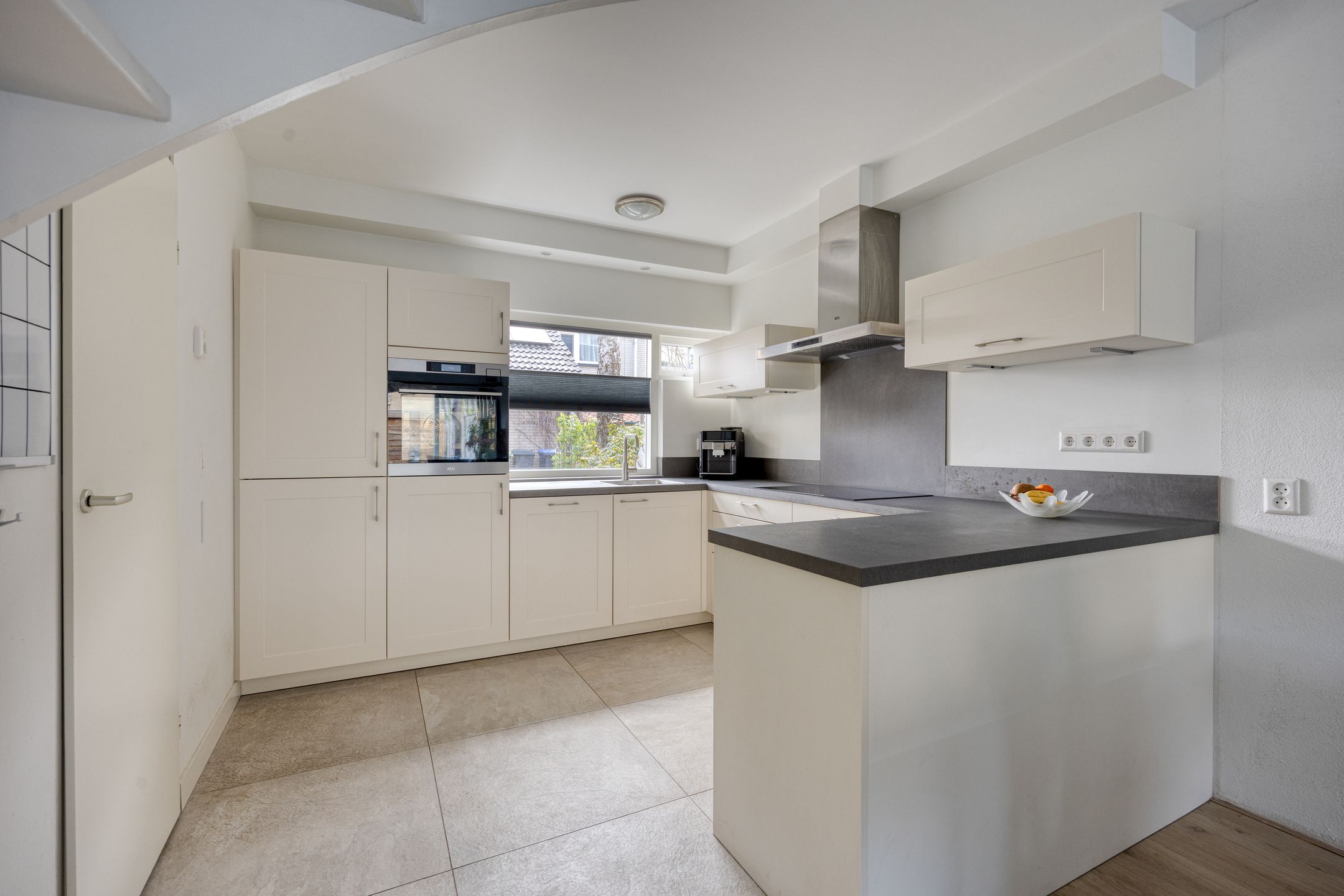 Foto 9 van Leeuwerikhof 33