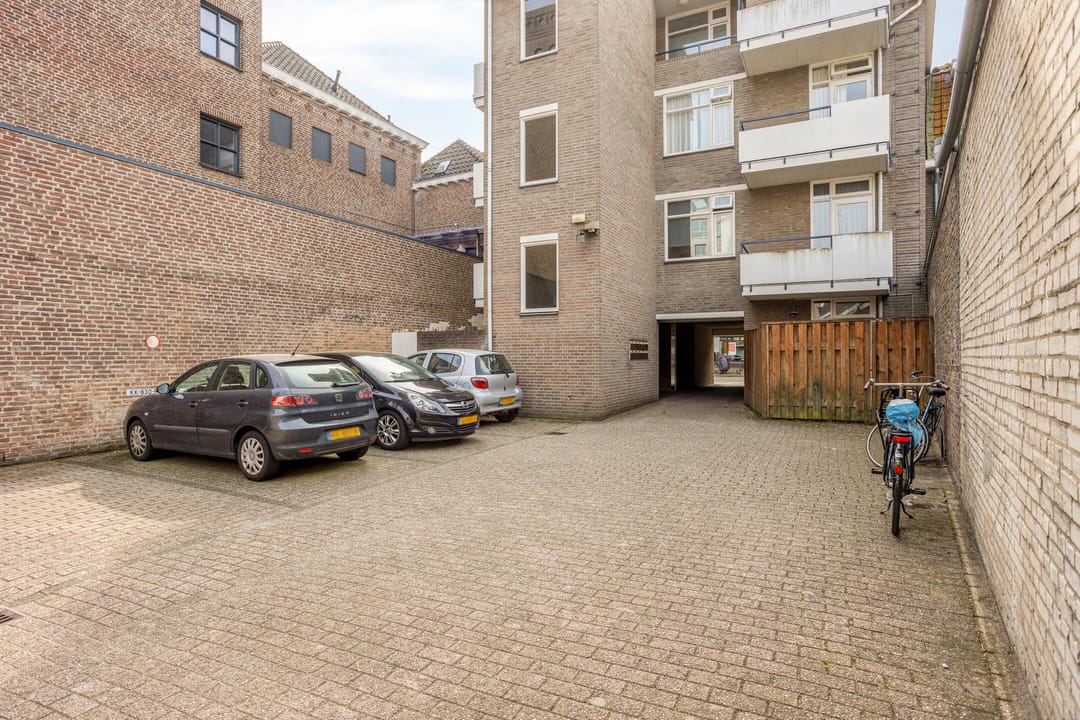 Photo 26 of Edenstraat 15-C