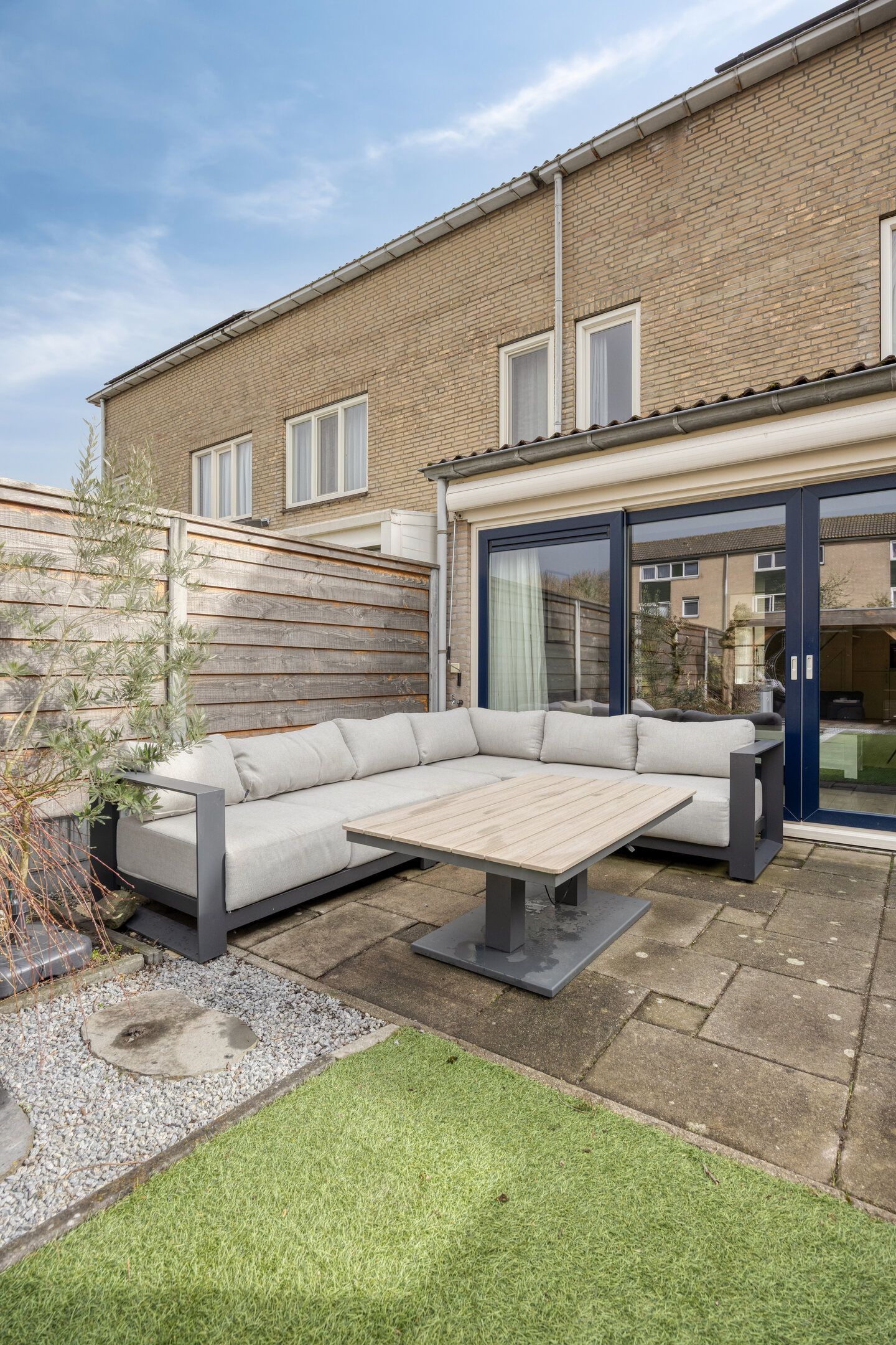 Foto 19 van Leeuwerikhof 33