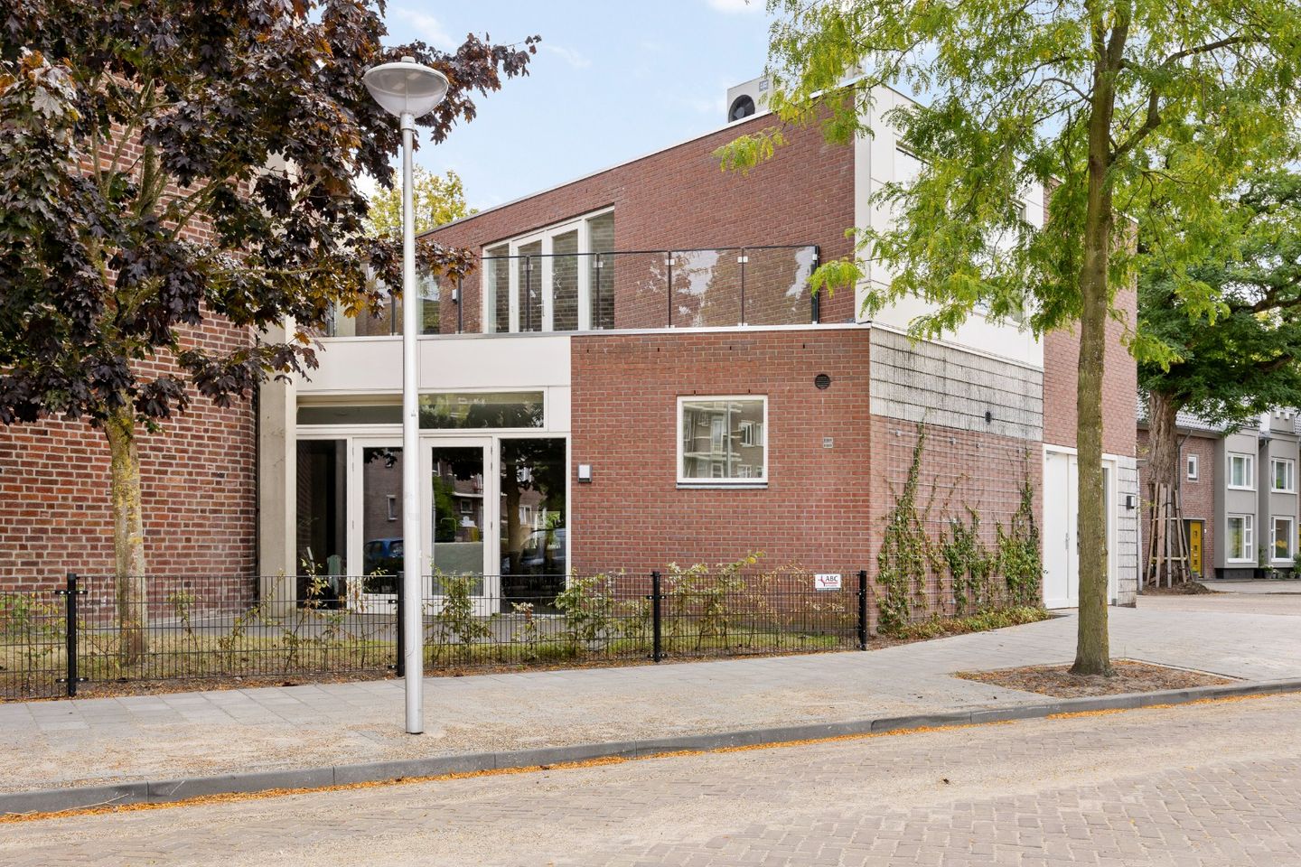 Foto 19 van Frederik Hendrikplein 37
