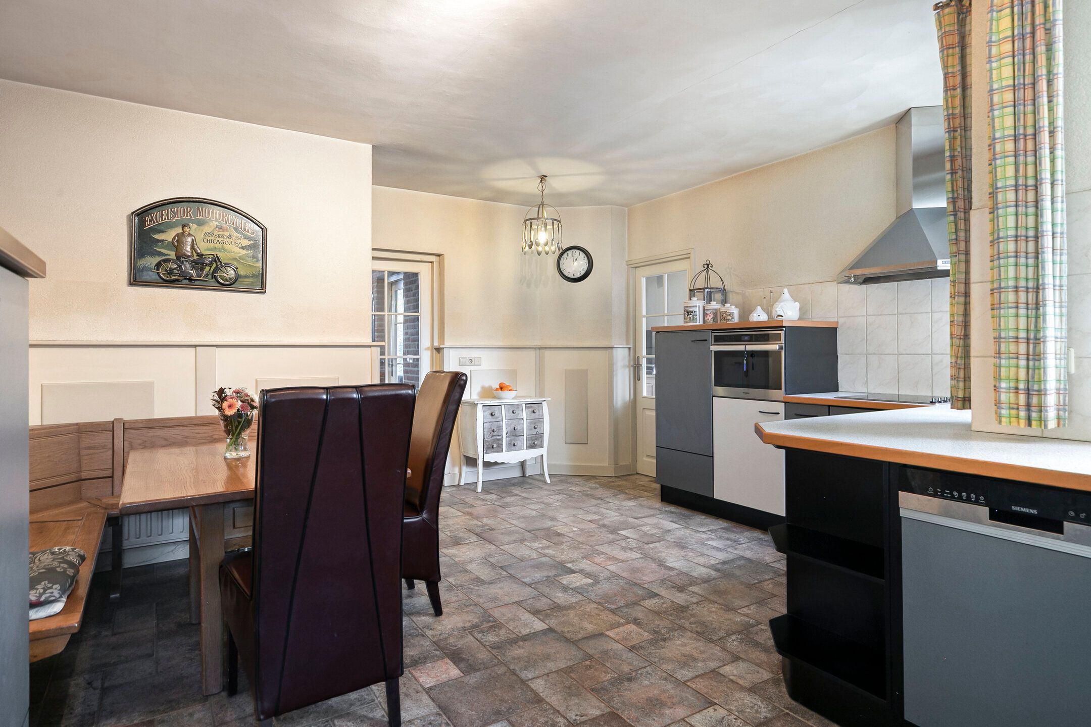 Foto 15 van Den Hoogenkant 10