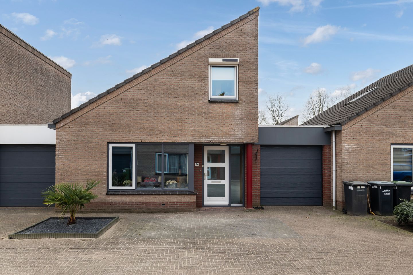 Foto 1 van Giervalk 34