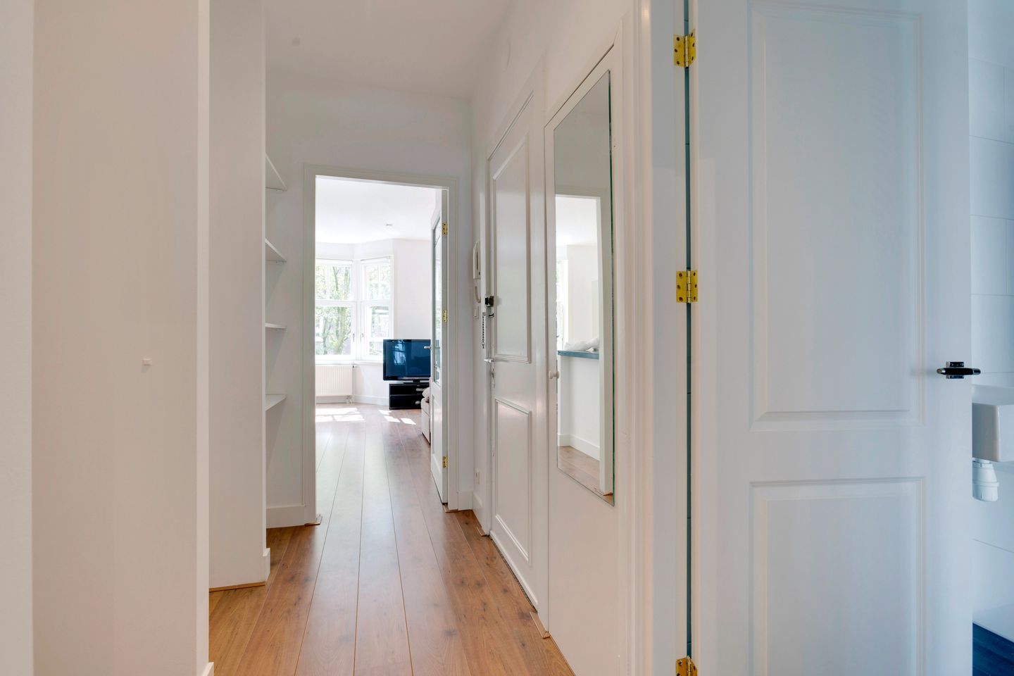 Photo 19 of Vogelenzangstraat 62-1