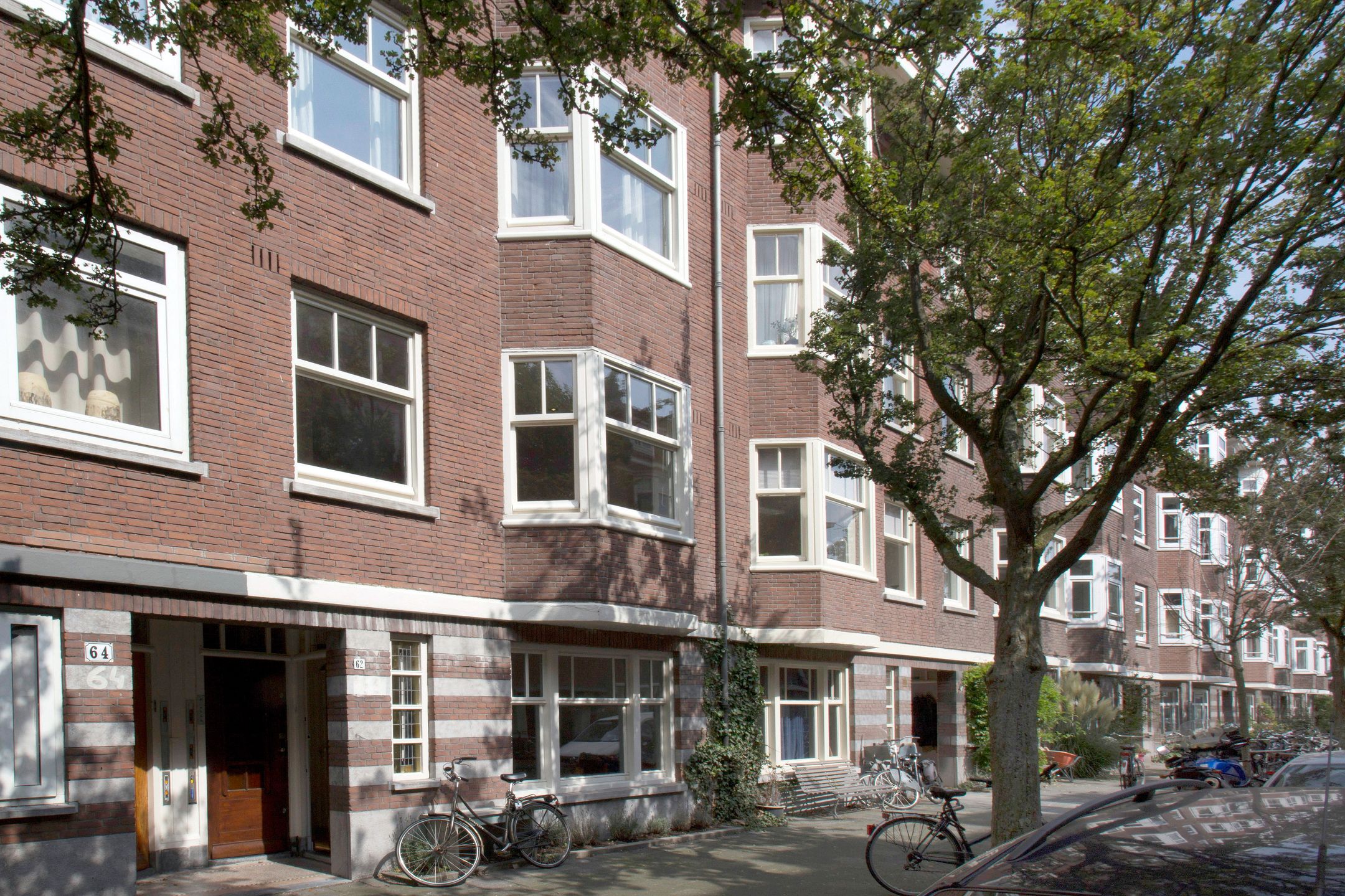 Photo 30 of Vogelenzangstraat 62-1