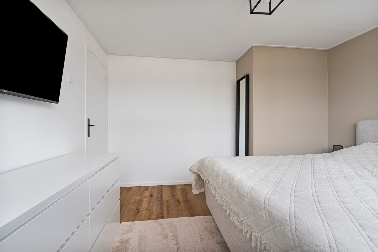 Foto 19 van Eduard van Beinumlaan 98