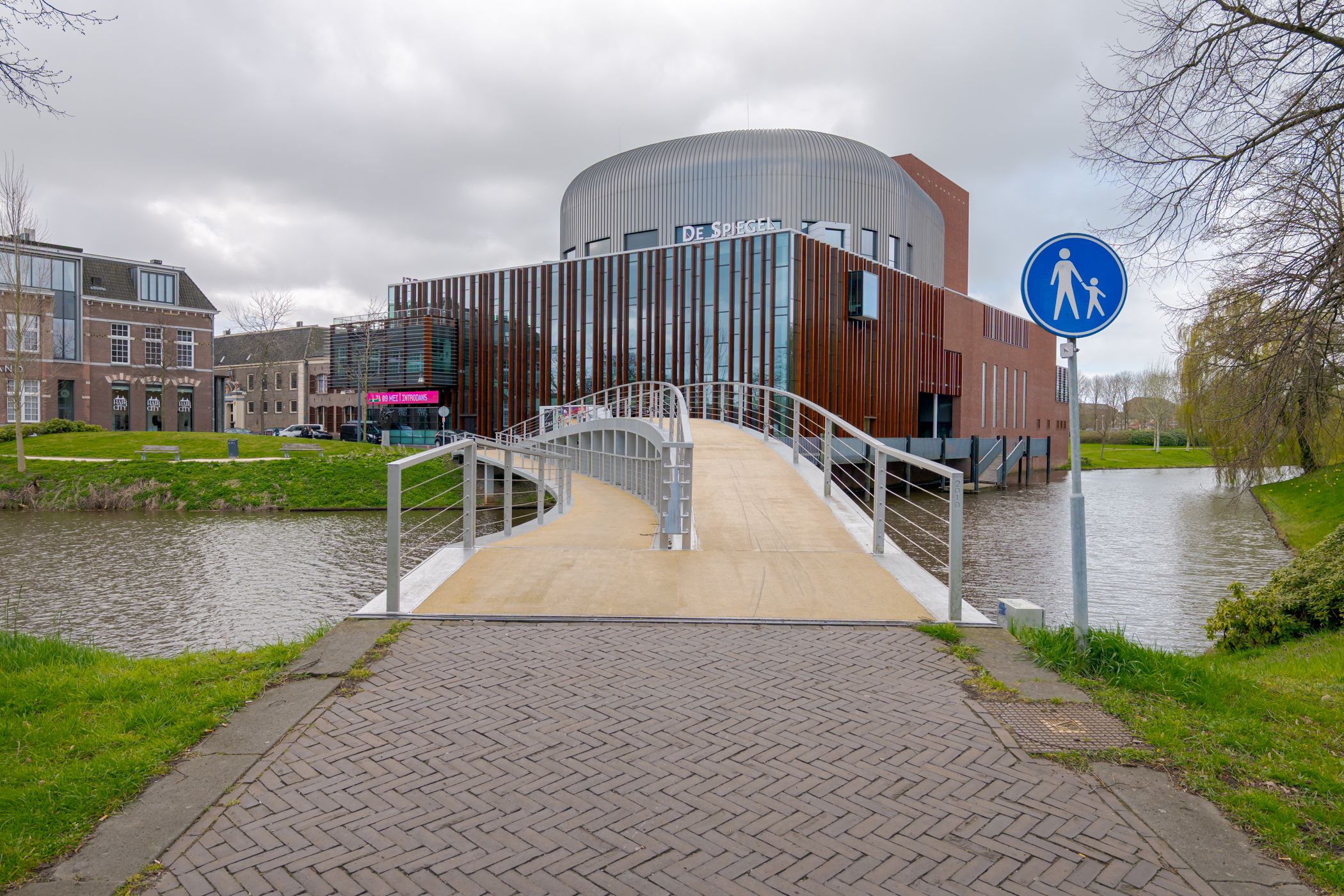 Foto 42 van Iepenstraat 88